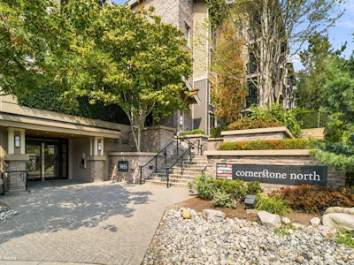 305-5655 210a Street - 2