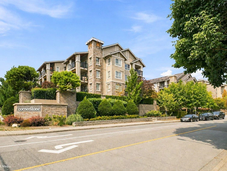 305-5655 210a Street, Langley, BC, V3A 0G4 - 3