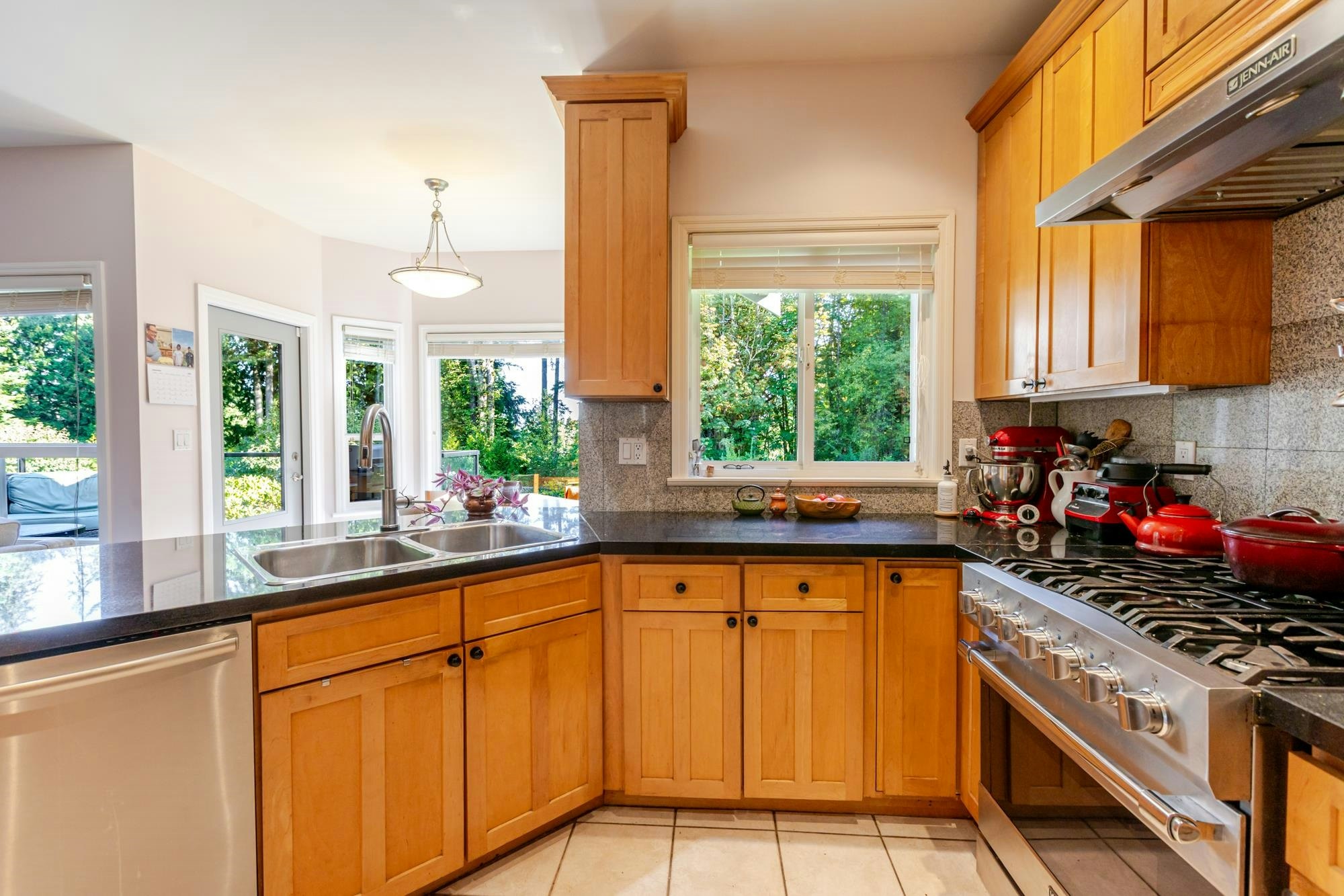 21015 46 Avenue, Langley, BC, V3A 8M4 - 12