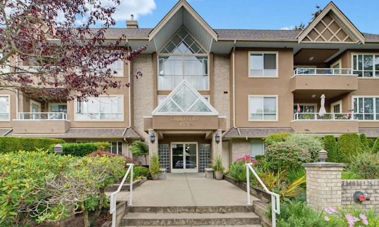 203-15375 17 Avenue