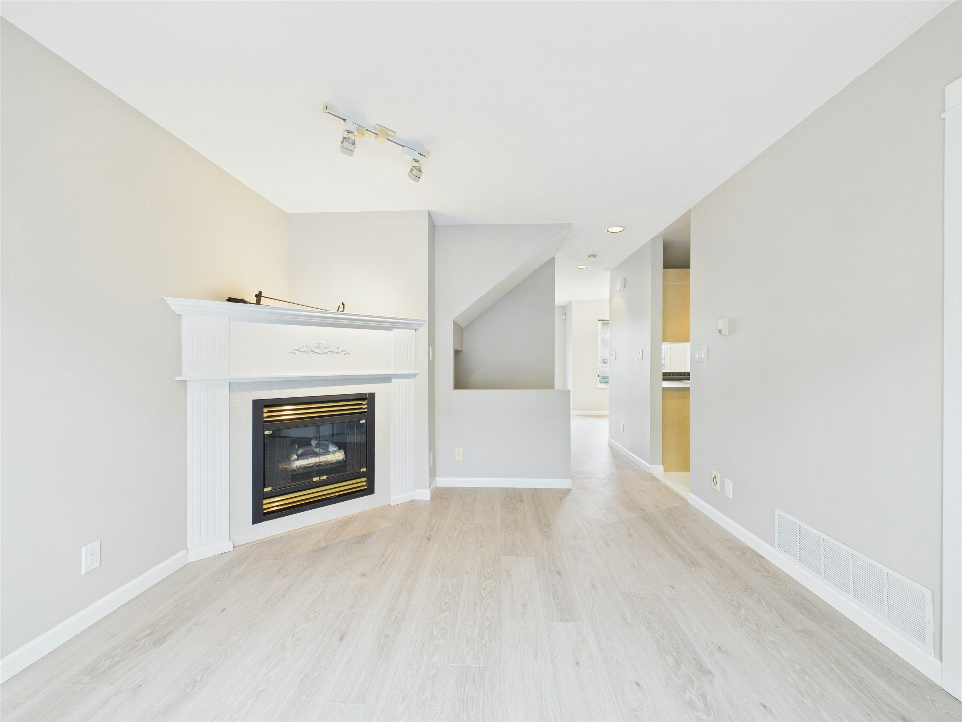 37-5900 Muir Drive, Richmond, BC, V6V 2Y8 - 10