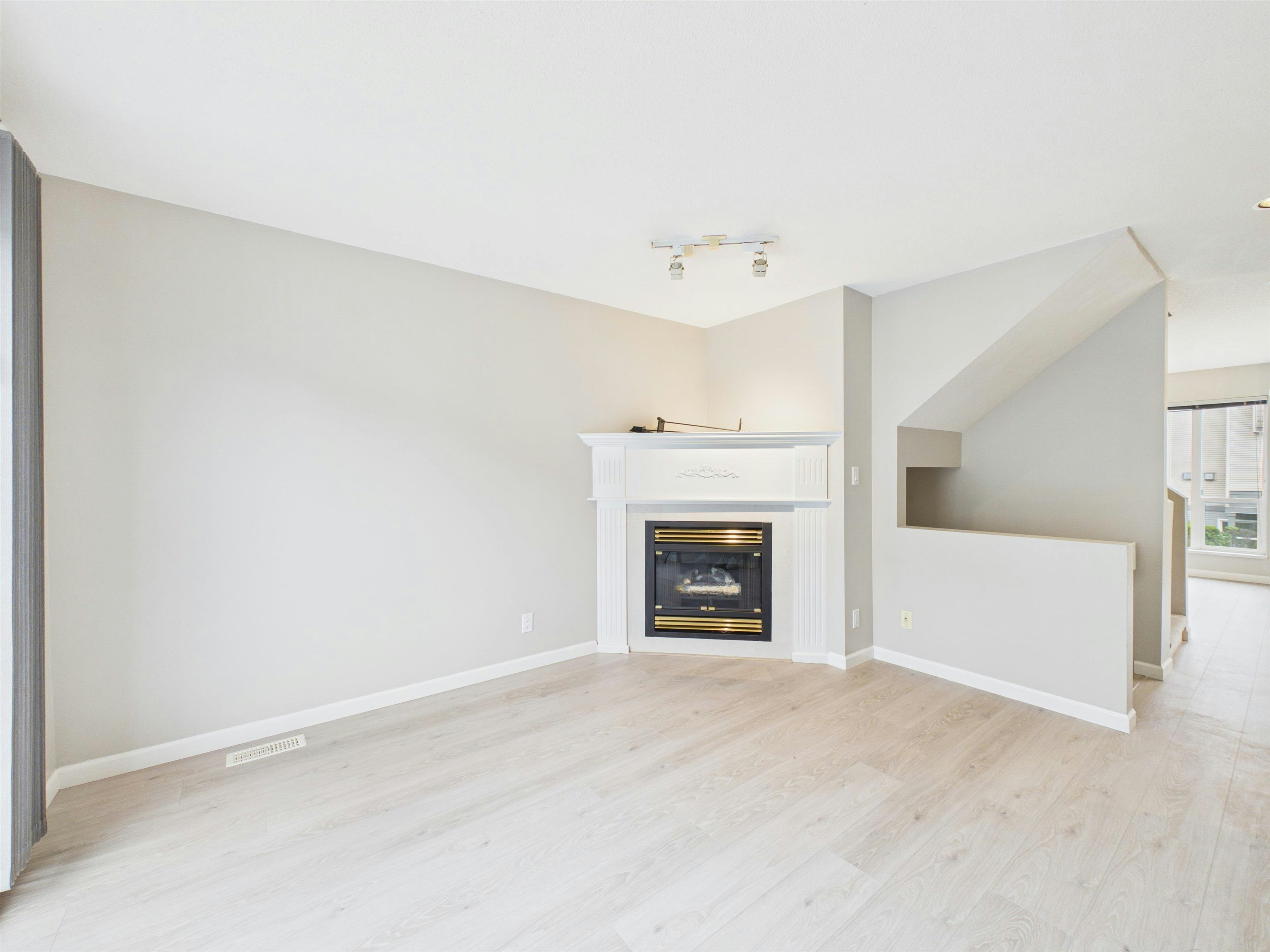 37-5900 Muir Drive, Richmond, BC, V6V 2Y8 - 6