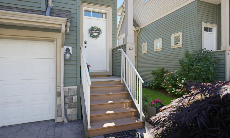 23-6498 Southdowne Place