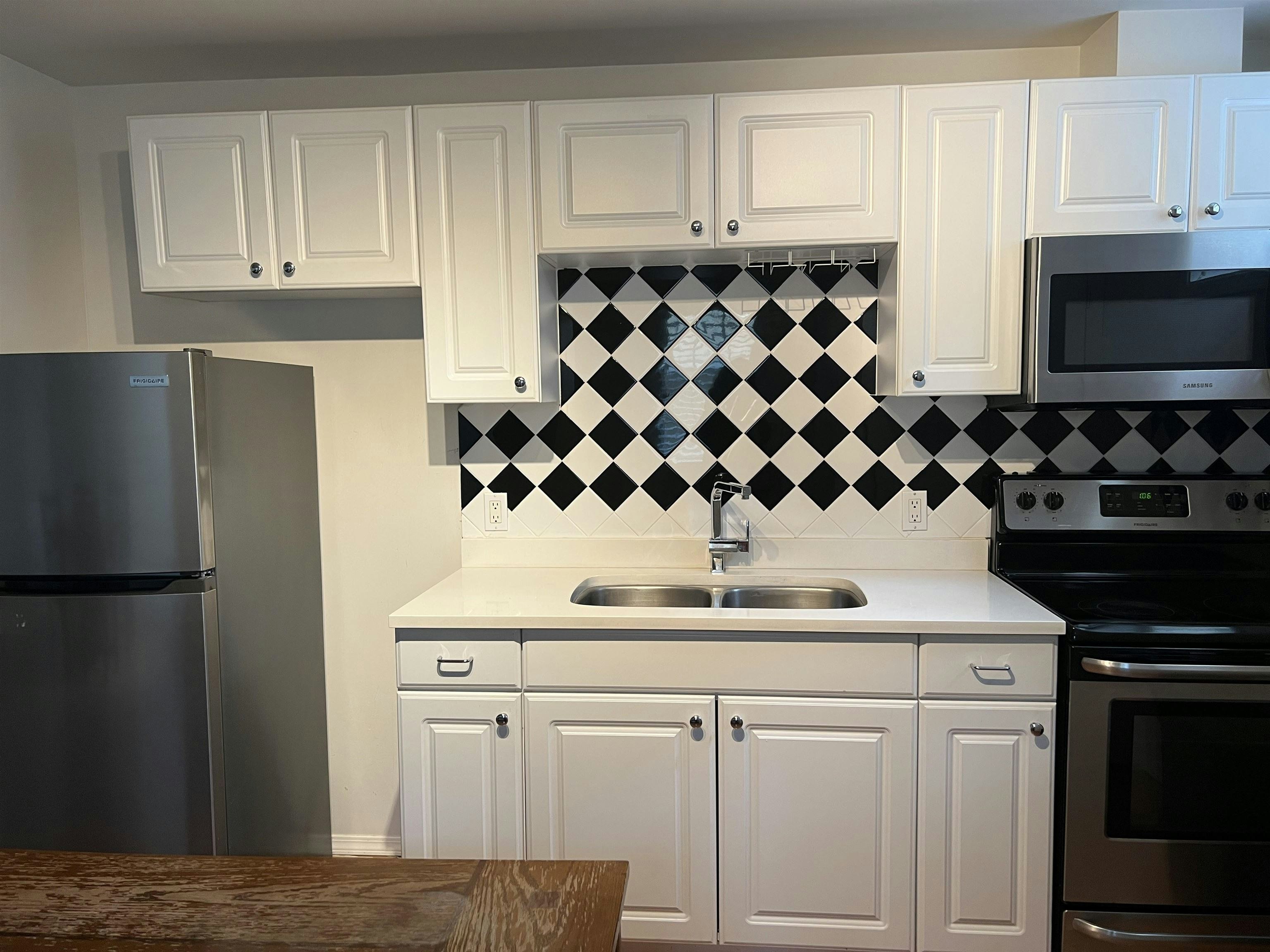 Basement-631 Porter Street, Coquitlam, BC, V3J 5A8 - 3