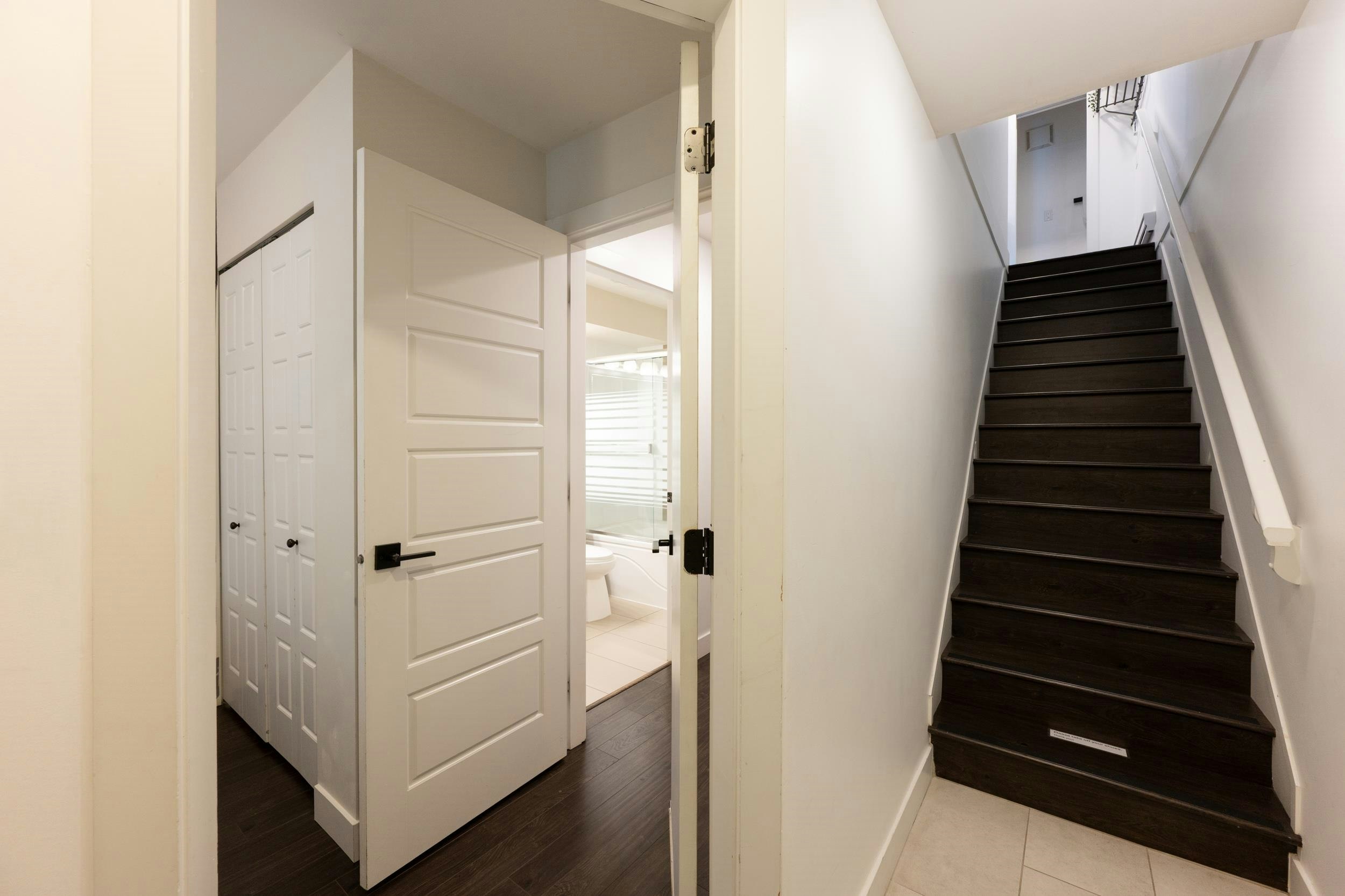 2118 Eton Street, Vancouver, BC, V5L 1C7 - 29