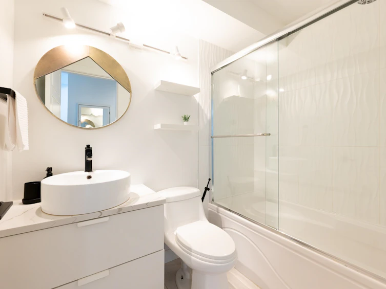2118 Eton Street, Vancouver, BC, V5L 1C7 - 19