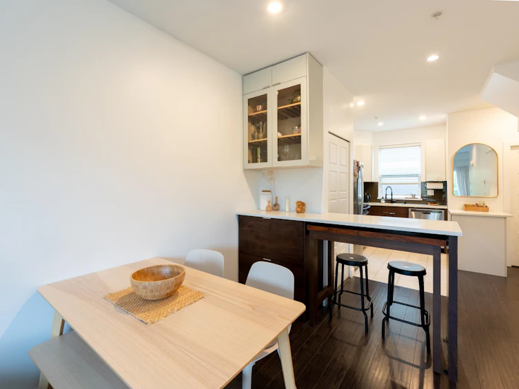 2118 Eton Street, Vancouver, BC, V5L 1C7