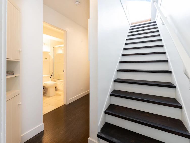 2118 Eton Street, Vancouver, BC, V5L 1C7 - 22