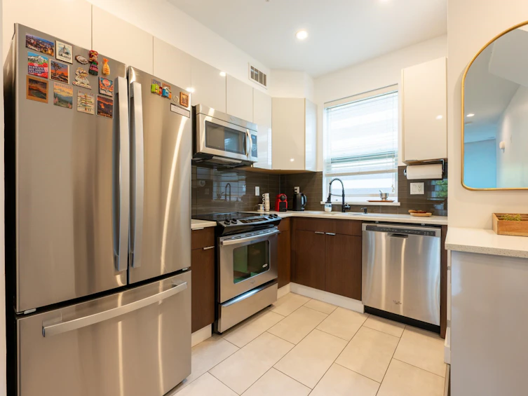 2118 Eton Street, Vancouver, BC, V5L 1C7 - 6