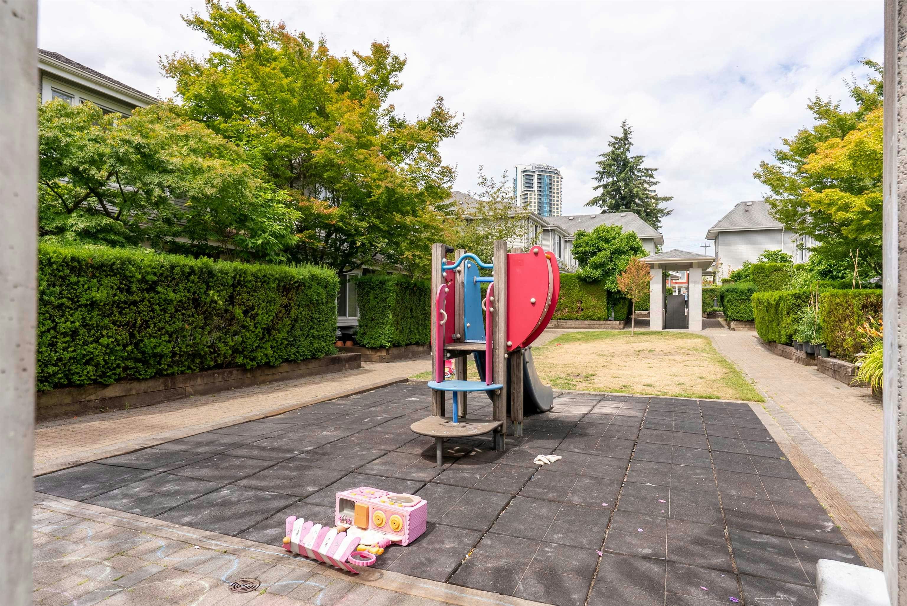 22-7370 Stride Avenue, Burnaby, BC, V3N 5E6 - 27
