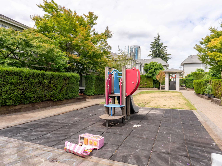 22-7370 Stride Avenue, Burnaby, BC, V3N 5E6 - 27