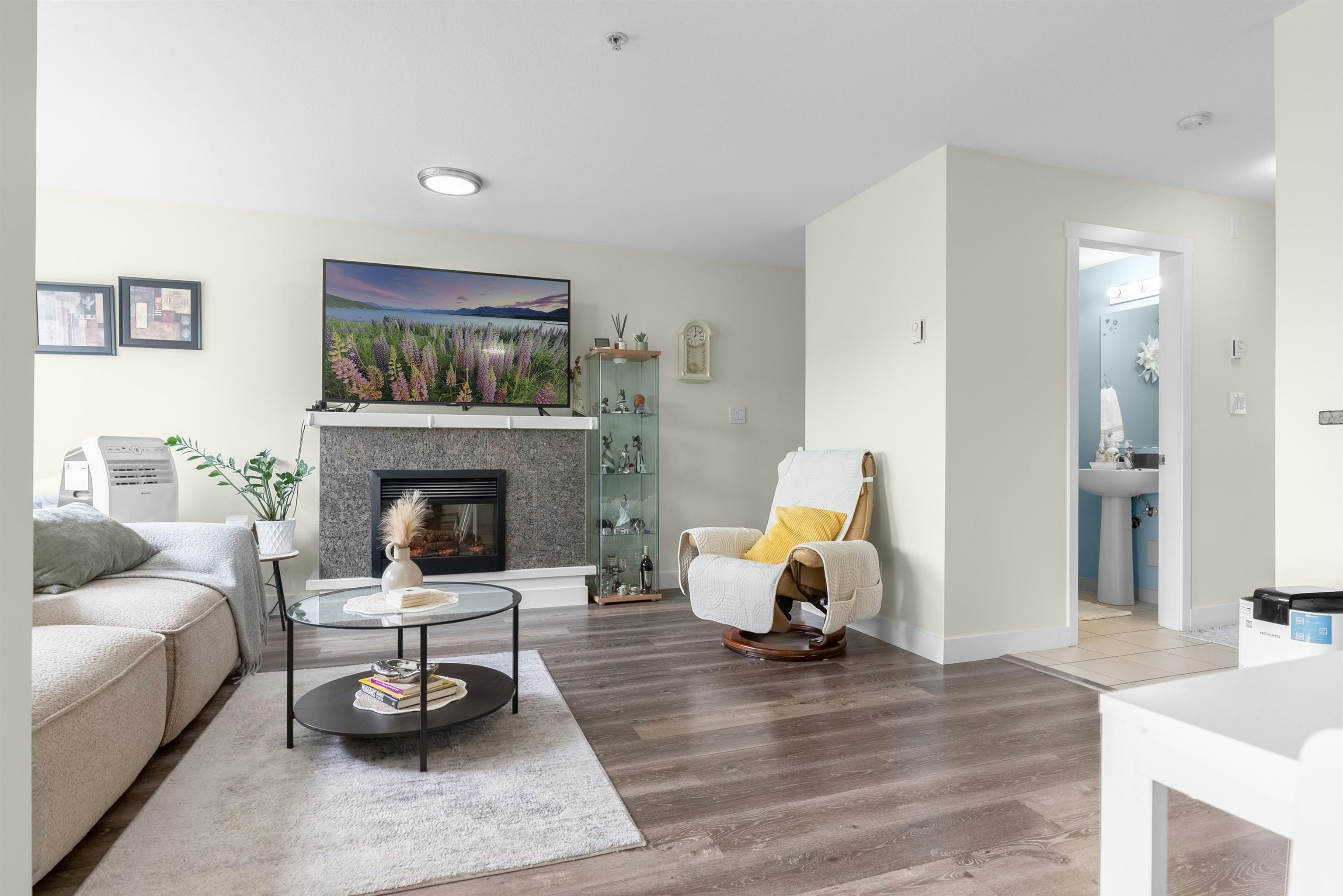 22-7370 Stride Avenue, Burnaby, BC, V3N 5E6 - 24