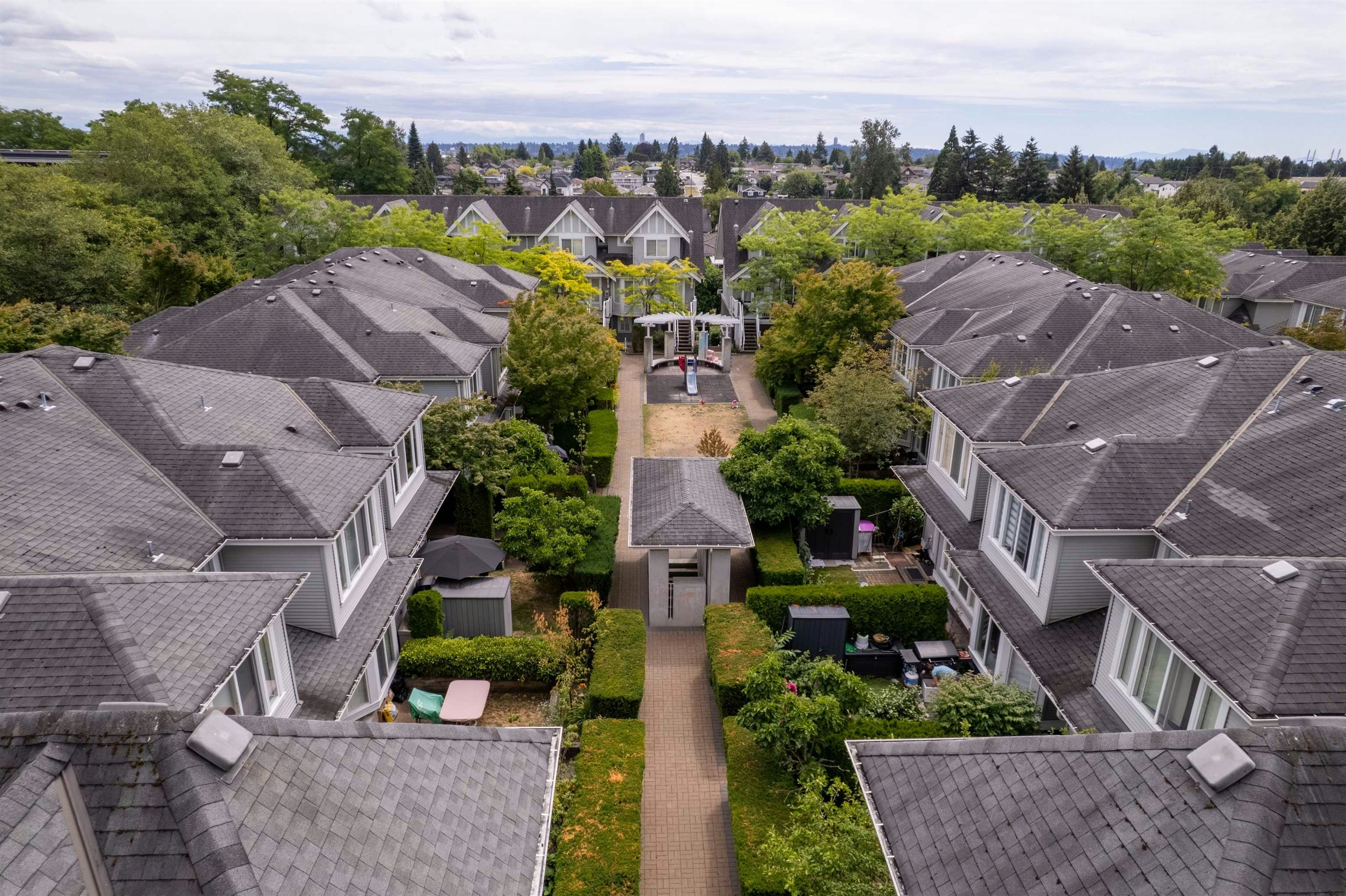 22-7370 Stride Avenue, Burnaby, BC, V3N 5E6 - 35