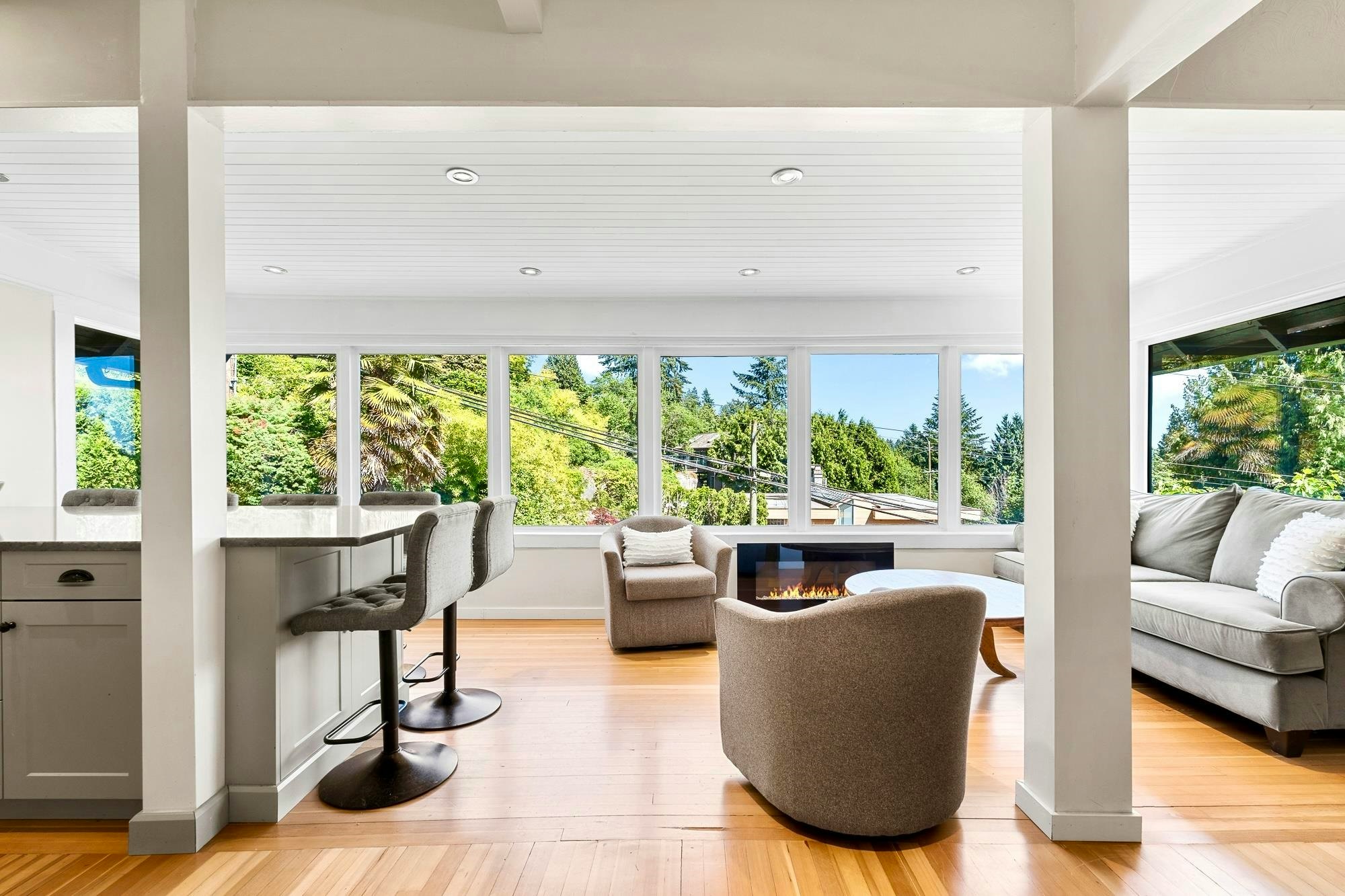 445 N Oxley Street, West Vancouver, BC, V7V 2L5 - 4