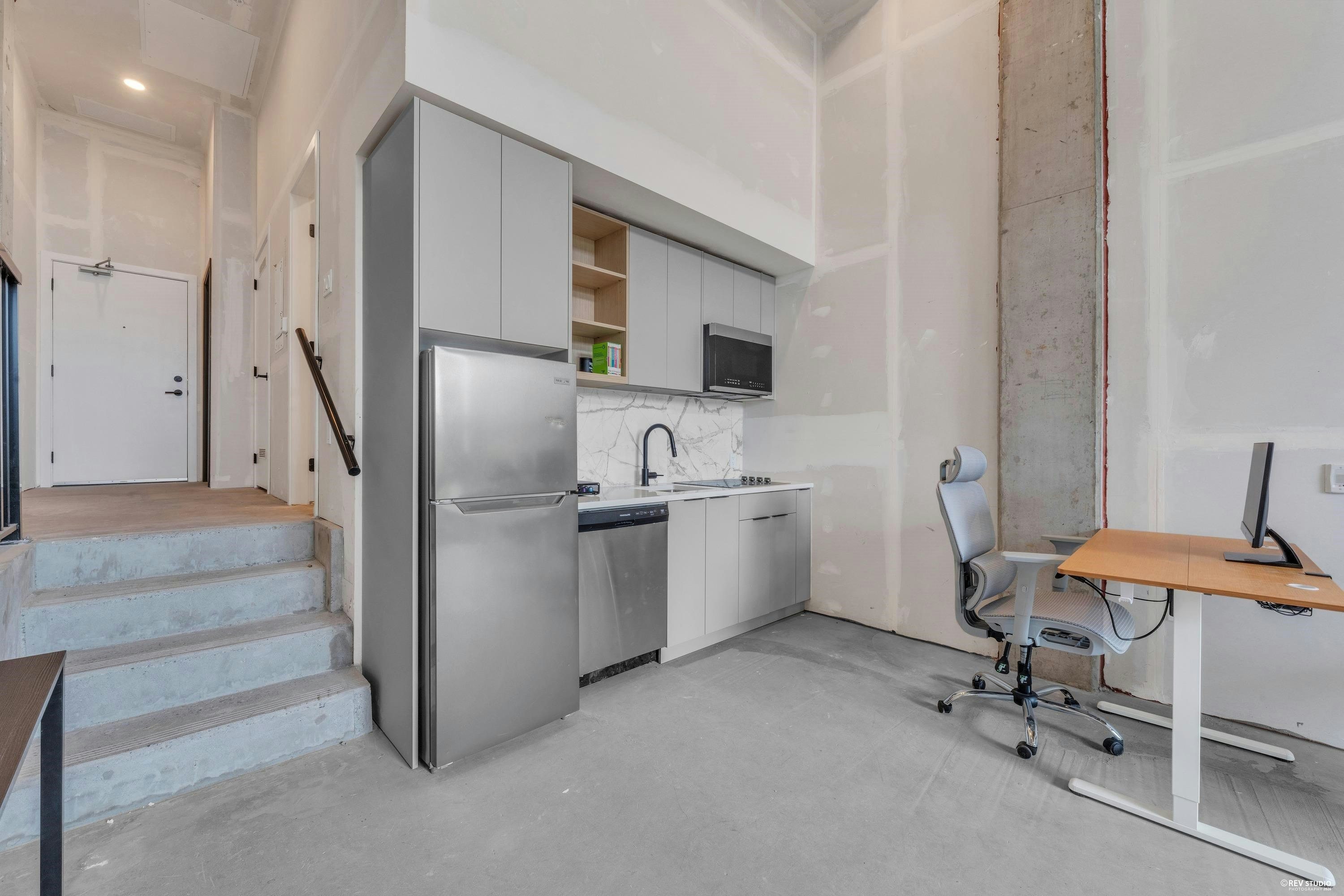 103/203-422 E 3rd Street, North Vancouver, BC, V7L 0K1 - 18