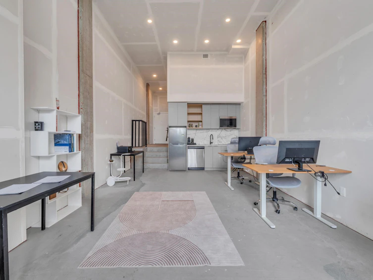 103/203-422 E 3rd Street, North Vancouver, BC, V7L 0K1 - 20