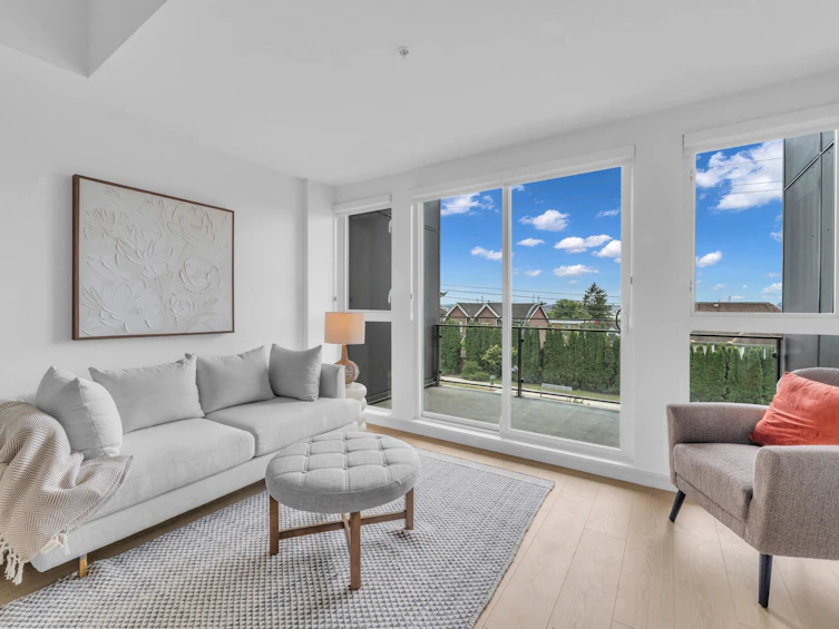 103/203-422 E 3rd Street, North Vancouver, BC, V7L 0K1