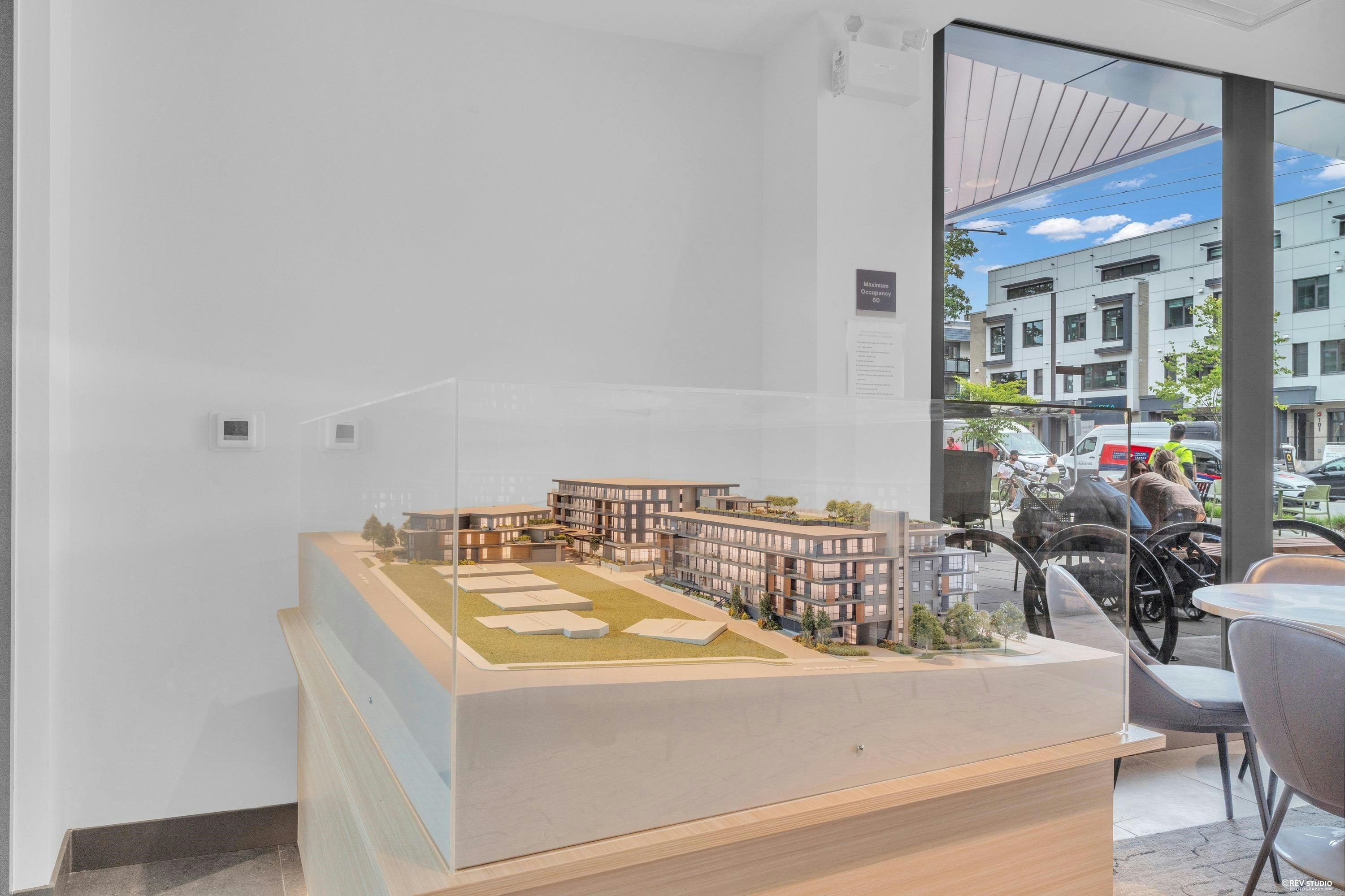 103/203-422 E 3rd Street, North Vancouver, BC, V7L 0K1 - 23
