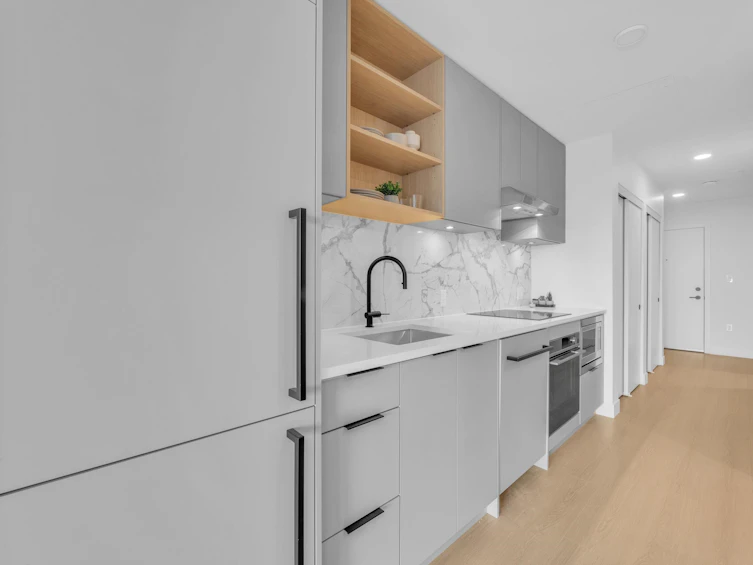 103/203-422 E 3rd Street, North Vancouver, BC, V7L 0K1 - 7
