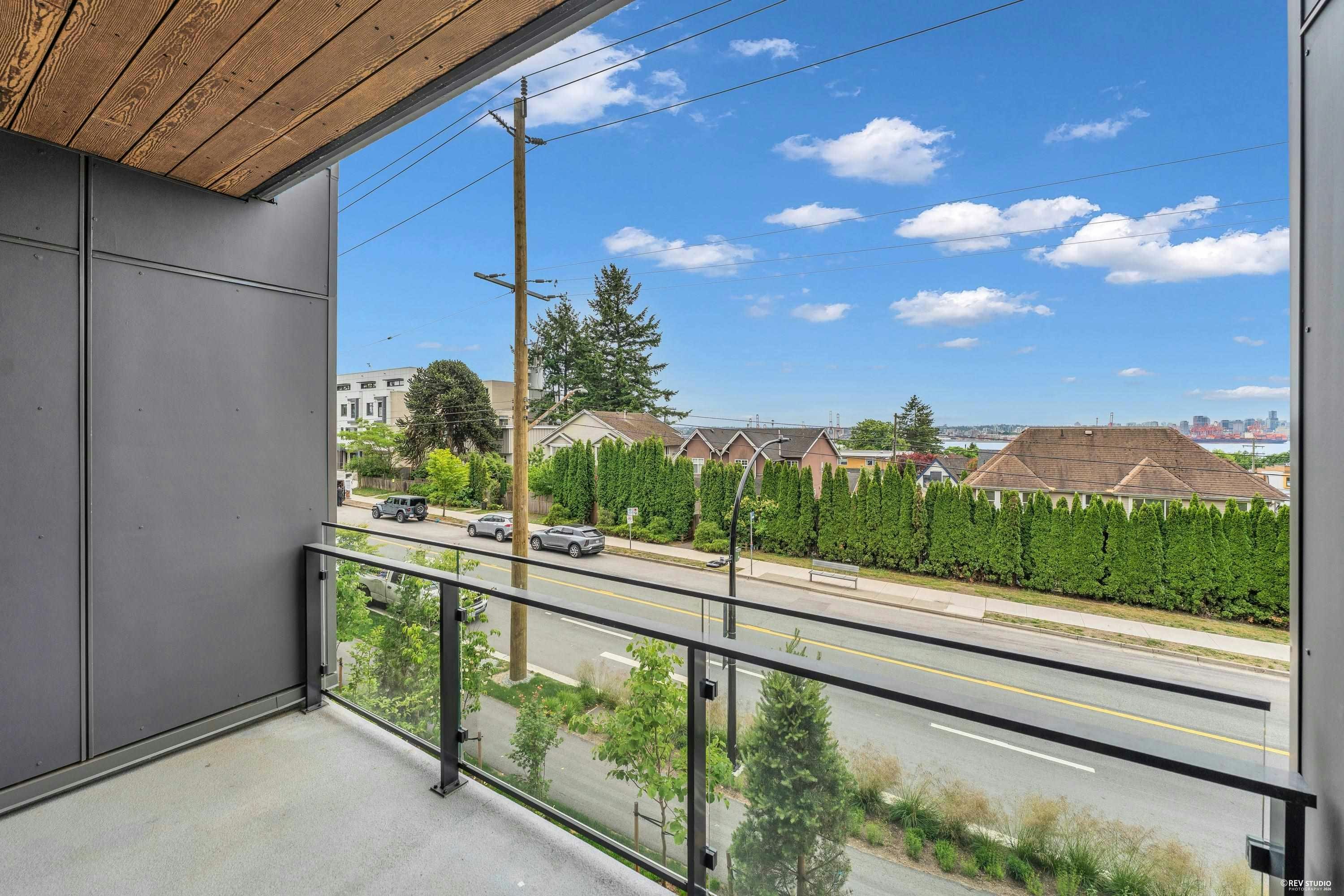103/203-422 E 3rd Street, North Vancouver, BC, V7L 0K1 - 11