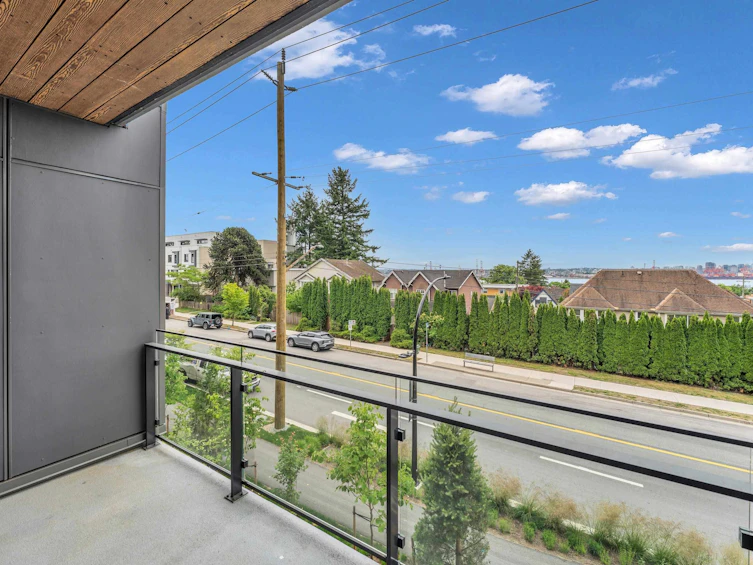 103/203-422 E 3rd Street, North Vancouver, BC, V7L 0K1 - 11
