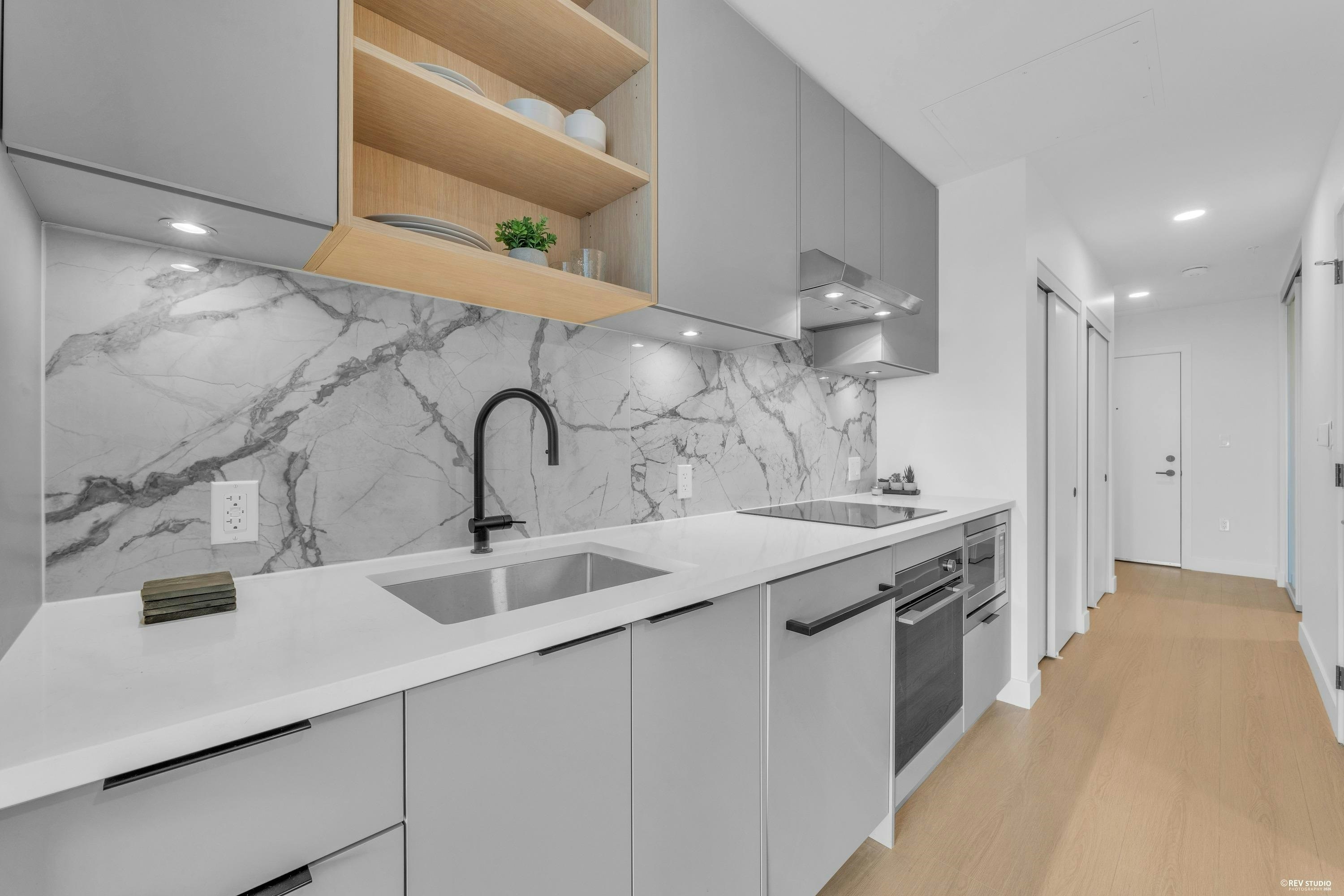 103/203-422 E 3rd Street, North Vancouver, BC, V7L 0K1 - 8