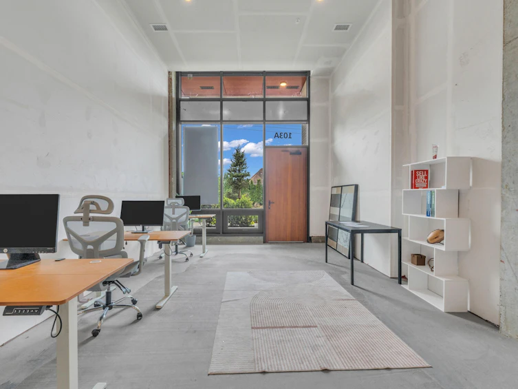 103/203-422 E 3rd Street, North Vancouver, BC, V7L 0K1 - 16