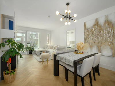 204-4675 Cambie Street - 2