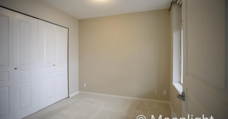 409-9298 University Crescent, Burnaby, BC, V5A 4X8 - 3