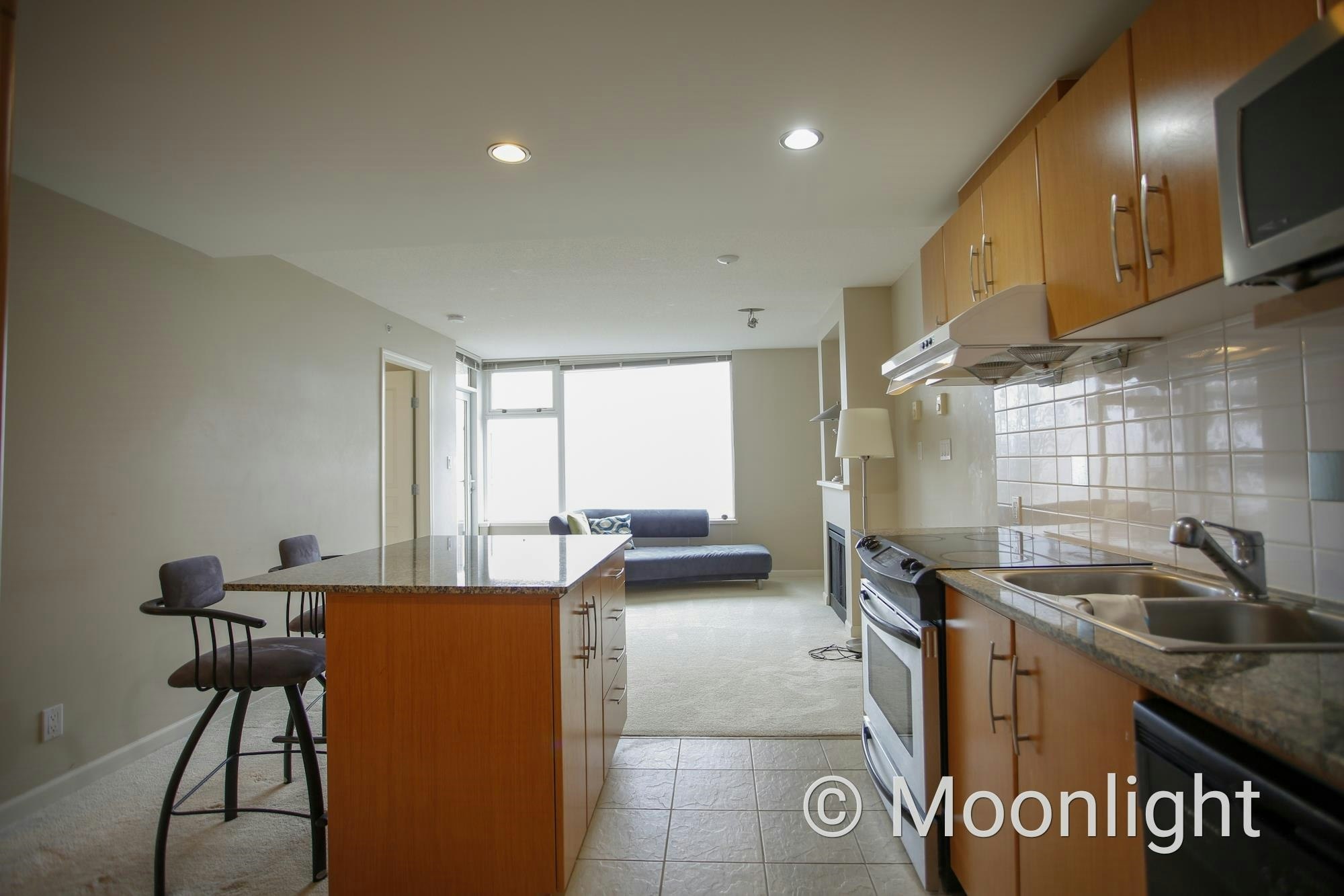 409-9298 University Crescent, Burnaby, BC, V5A 4X8