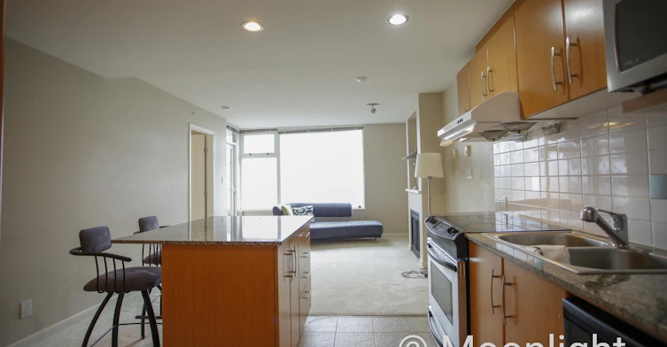 409-9298 University Crescent, Burnaby, BC, V5A 4X8