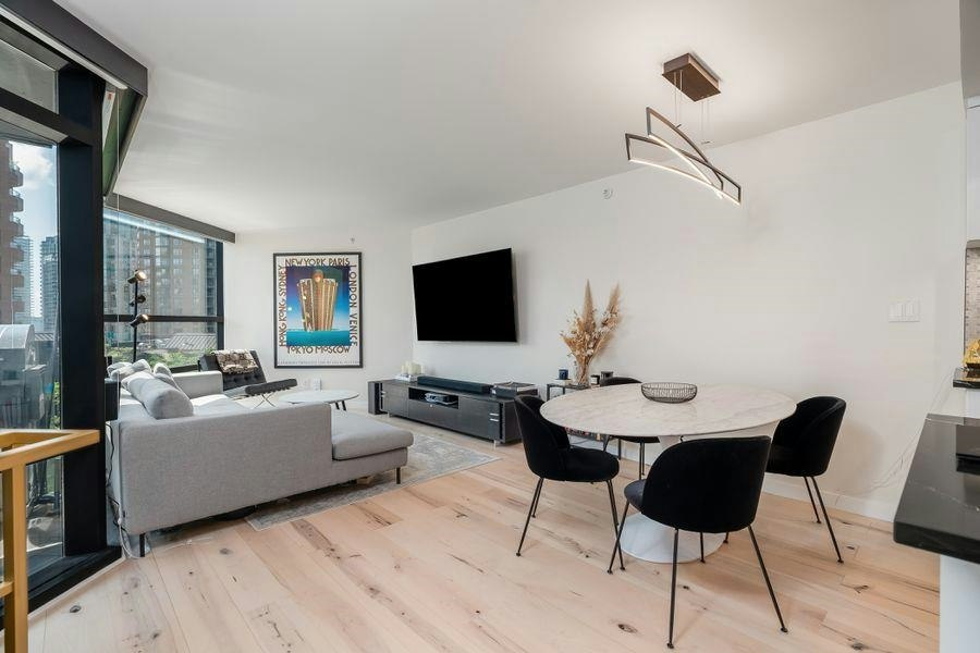 710-1050 Burrard Street, Vancouver, BC, V6Z 2S3 - 10
