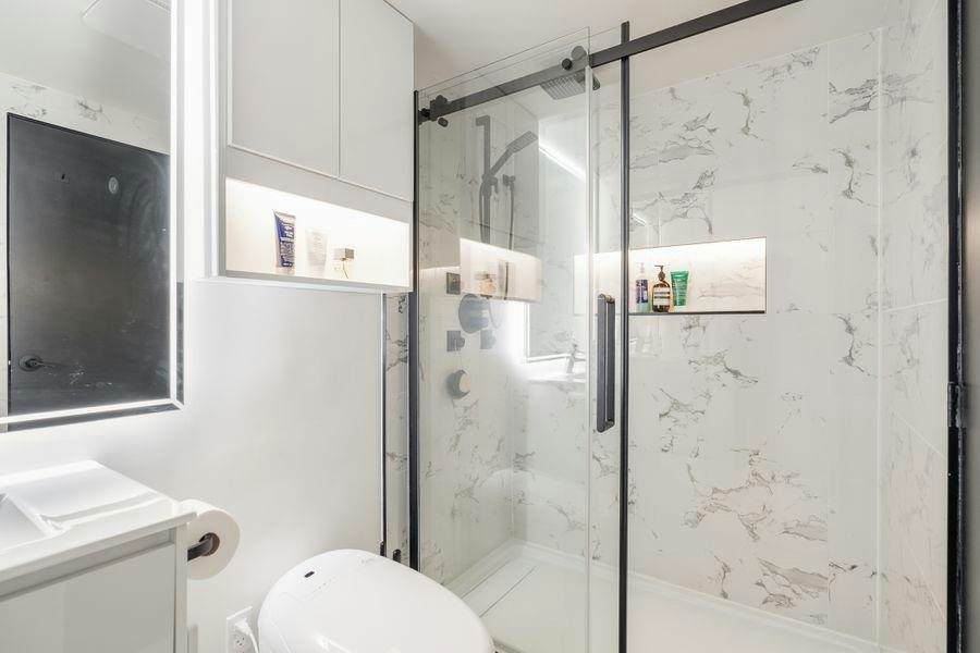 710-1050 Burrard Street, Vancouver, BC, V6Z 2S3 - 13