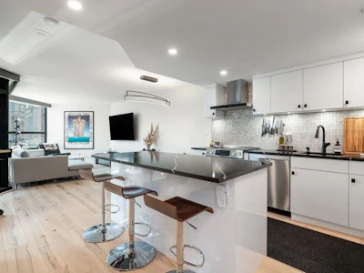 710-1050 Burrard Street - 3