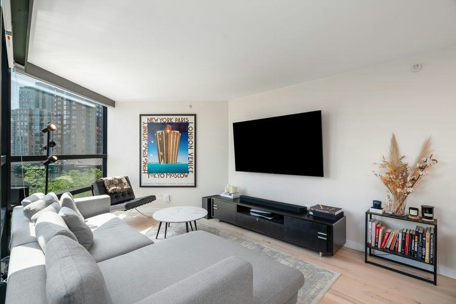 710-1050 Burrard Street, Vancouver, BC, V6Z 2S3 - 9