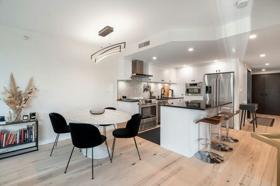 710-1050 Burrard Street - 4