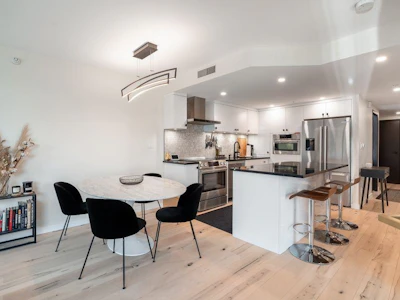 710-1050 Burrard Street - 4