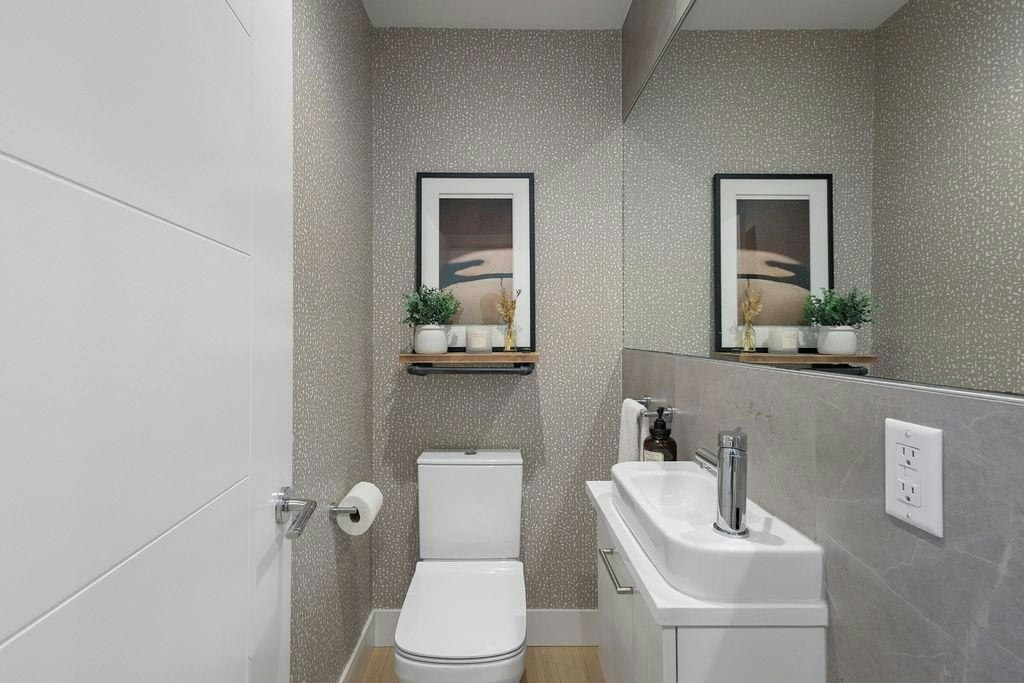 12-1133 Ridgewood Drive, North Vancouver, BC, V7R 0A4 - 14