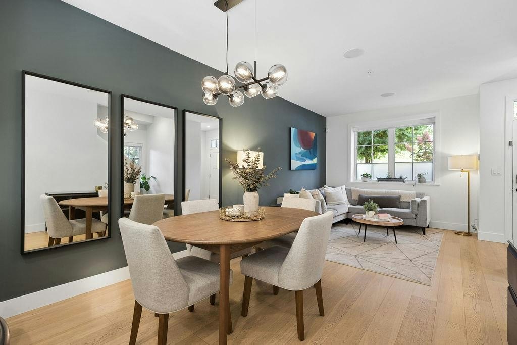 12-1133 Ridgewood Drive, North Vancouver, BC, V7R 0A4