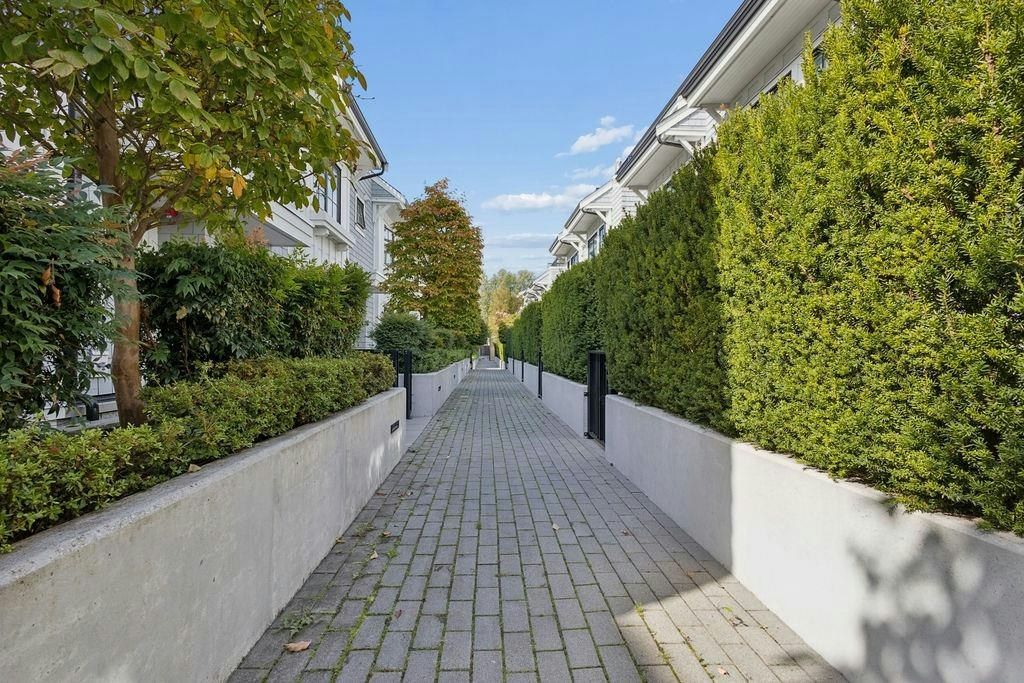 12-1133 Ridgewood Drive, North Vancouver, BC, V7R 0A4 - 37