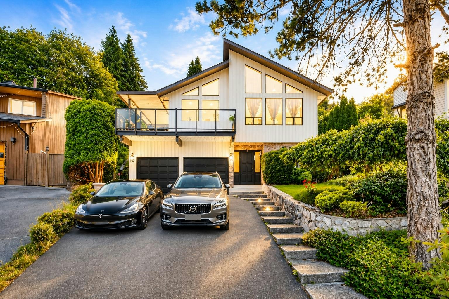 415 Goyer Court, Coquitlam, BC, V3K 6A2 - 2