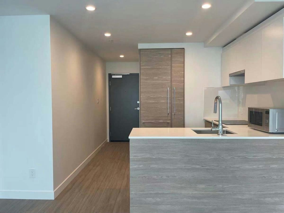 13XX-13655 Fraser Hwy, Surrey, BC, V3T 0P8