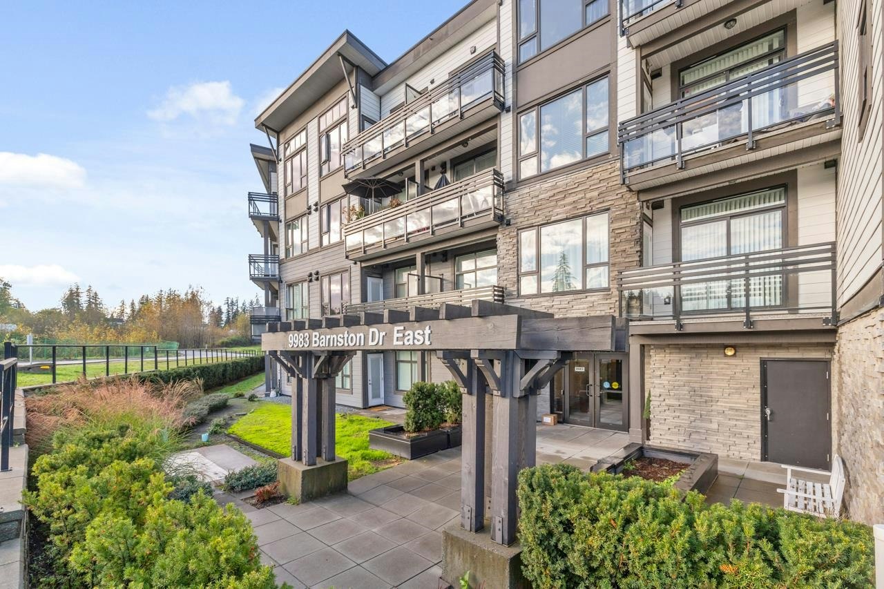 309-9983 E Barnston Drive - 3