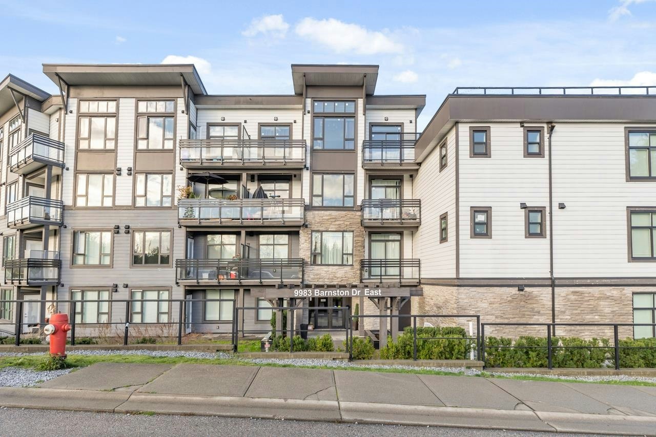309-9983 E Barnston Drive - 2