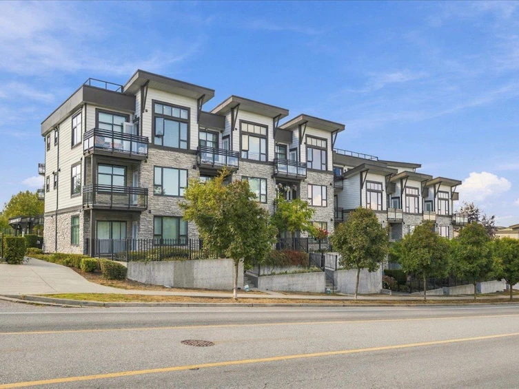 309-9983 E Barnston Drive, Surrey, BC, V4N 6T3