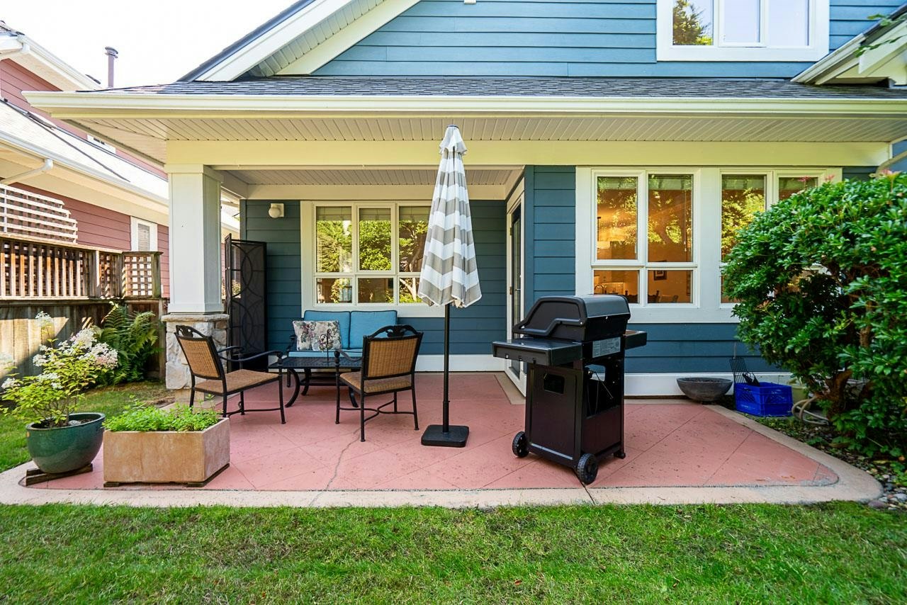 35-15055 20 Avenue, Surrey, BC, V4A 9X8 - 35