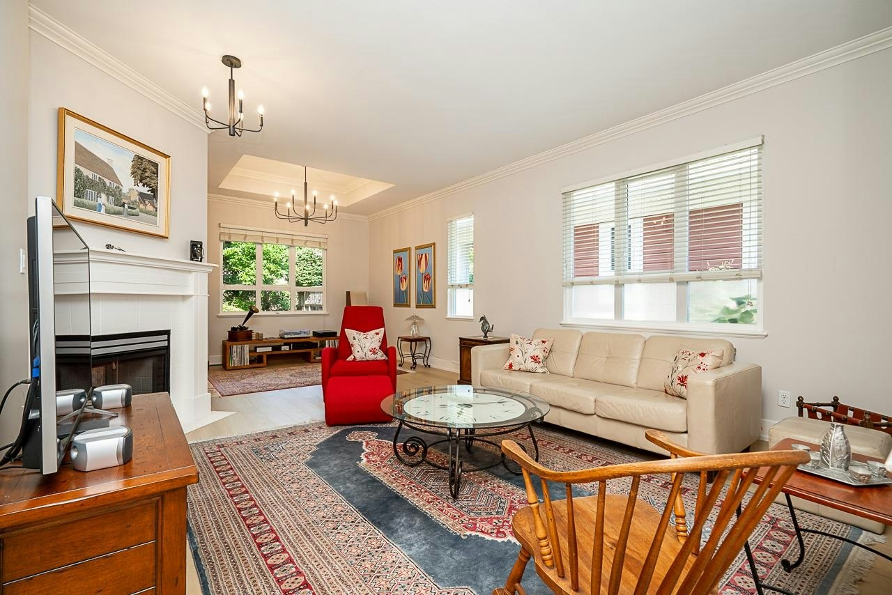 35-15055 20 Avenue - 5