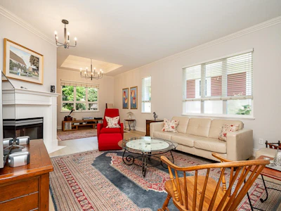 35-15055 20 Avenue - 5