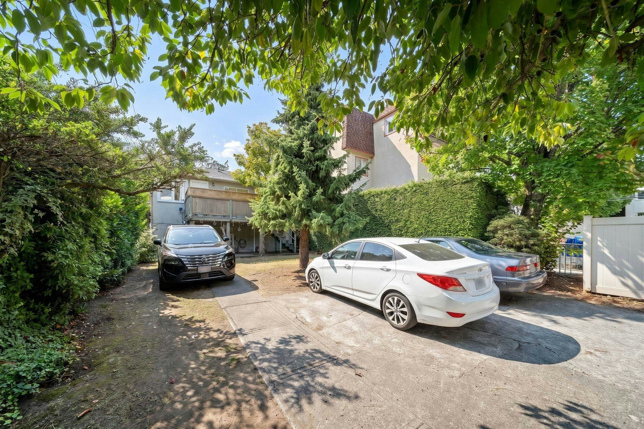 1534 W 71st Avenue, Vancouver, BC, V6P 3C1 - 32