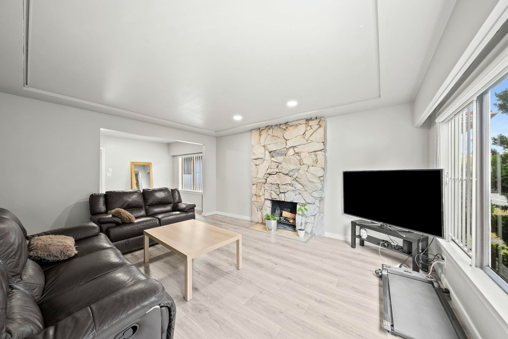 1534 W 71st Avenue, Vancouver, BC, V6P 3C1 - 6